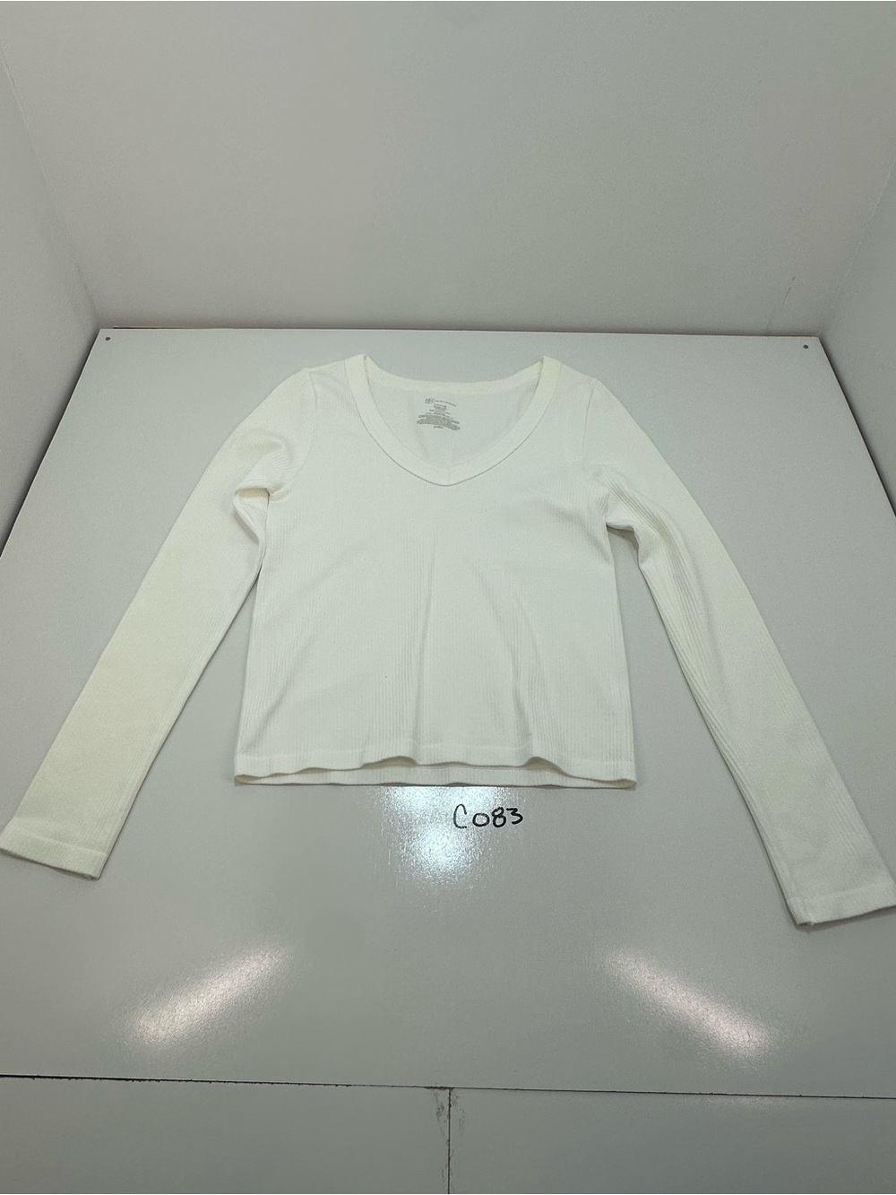 No Boundaries Cream Ribbed V-Neck Long Sleeve Top
